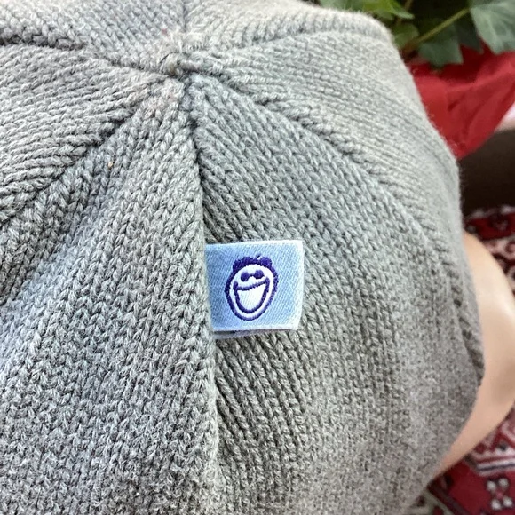 Cozy Beanie with Embroidered Design - Olive - Picture 3 of 3